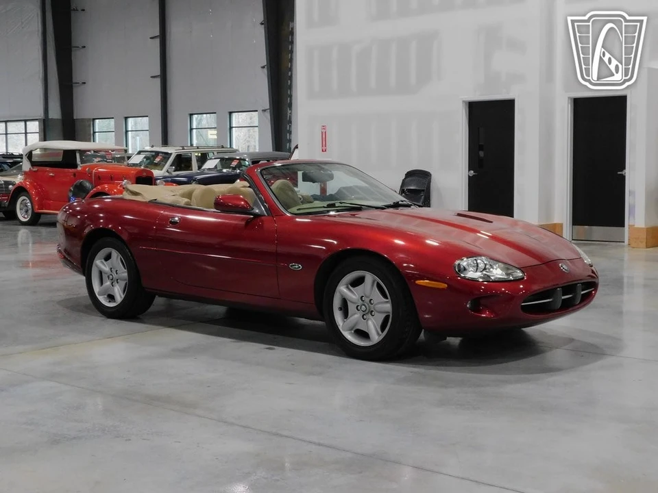 1997 Jaguar X100 XK8 - Image 6 of 12