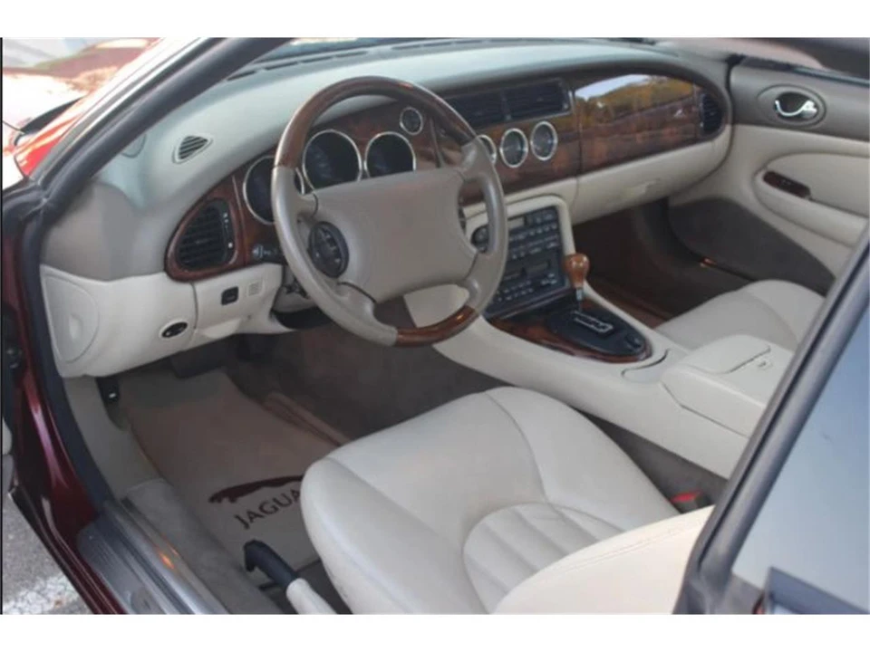 1997 Jaguar X100 XK8 - Image 11 of 26