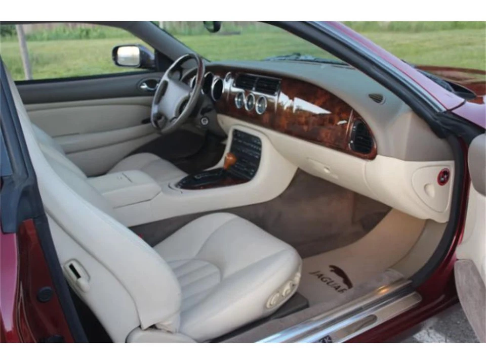 1997 Jaguar X100 XK8 - Image 14 of 26