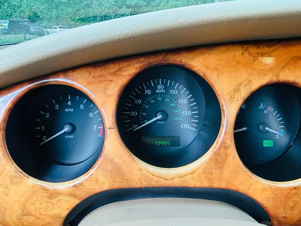 1997 Jaguar X100 XK8 - Image 24 of 31