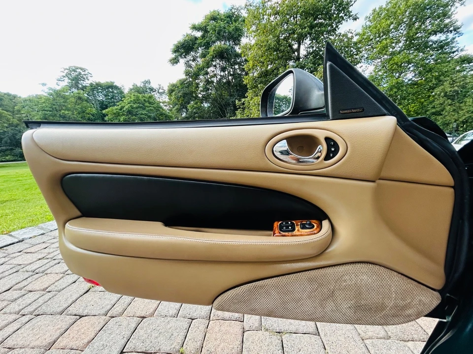 1997 Jaguar X100 XK8 - Image 19 of 31