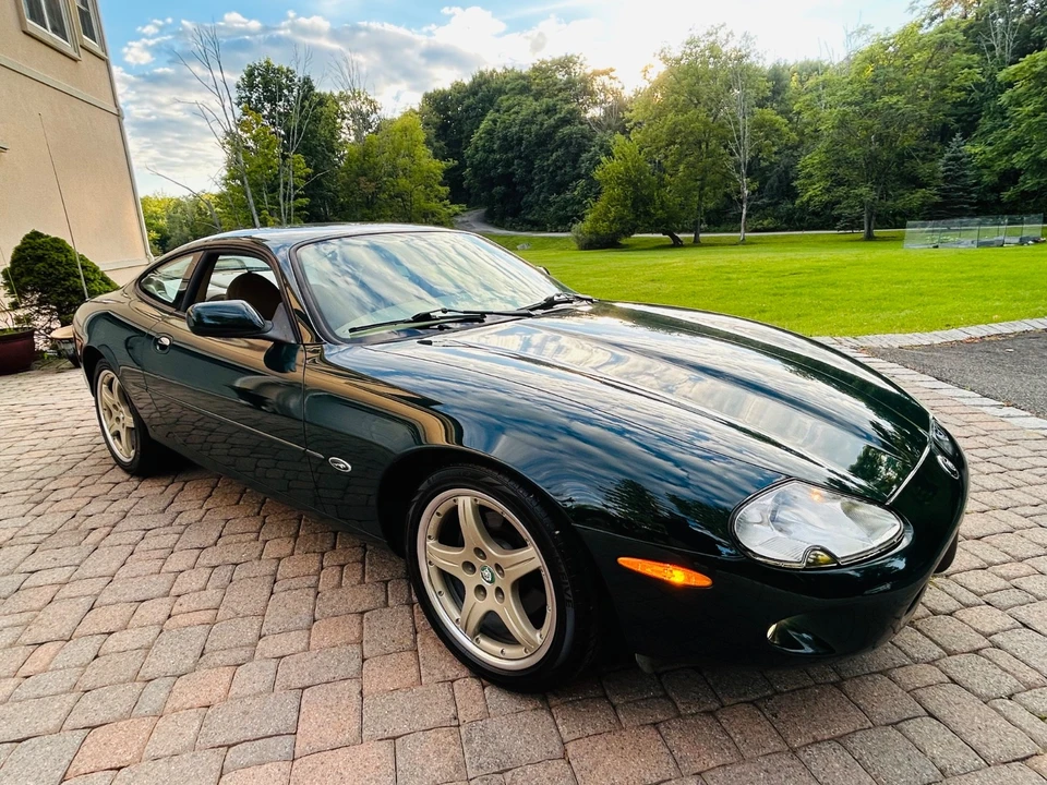 1997 Jaguar X100 XK8 - Image 2 of 31
