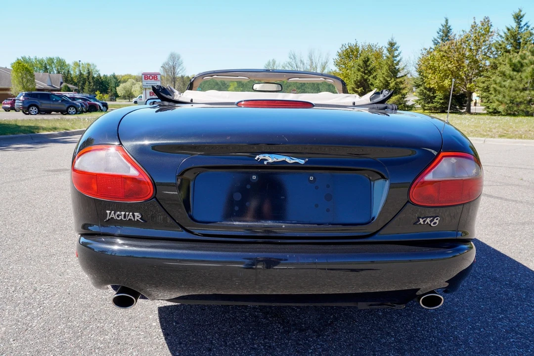 1997 Jaguar X100 XK8 - Image 4 of 31