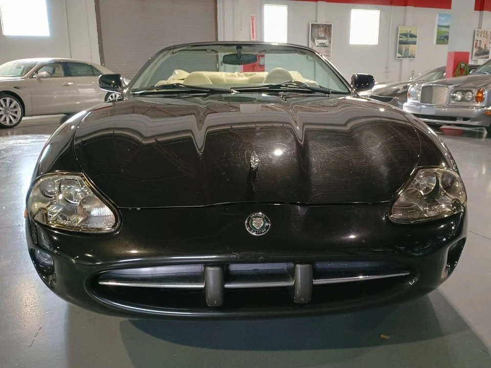 1997 Jaguar X100 XK8 - Image 11 of 12