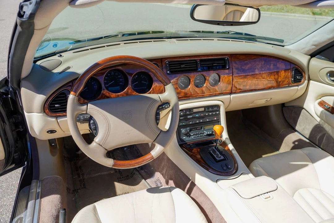 1997 Jaguar X100 XK8 - Image 10 of 31