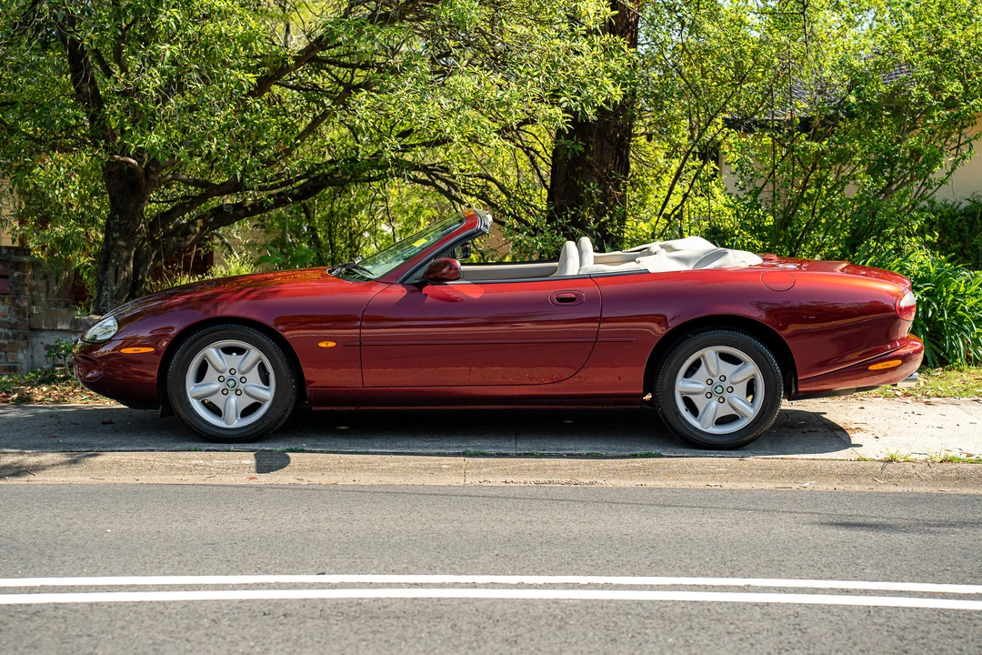1997 Jaguar X100 XK8 - Image 16 of 31