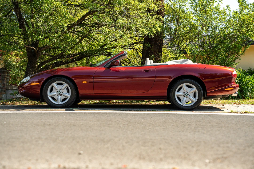 1997 Jaguar X100 XK8 - Image 24 of 31