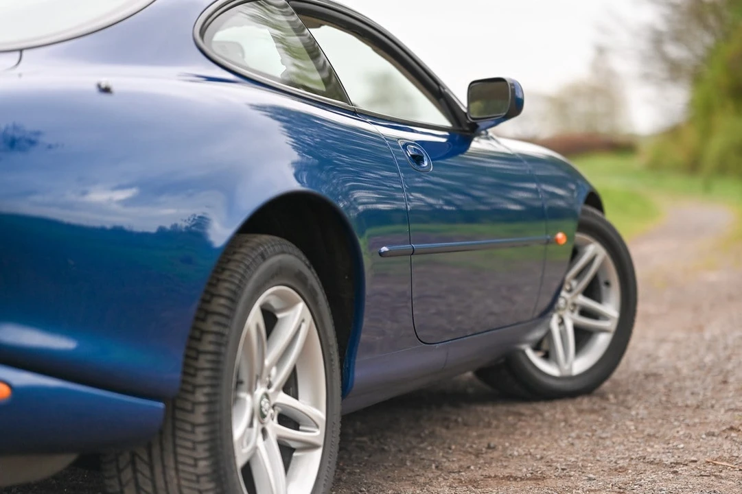 1997 Jaguar X100 XK8 - Image 19 of 30