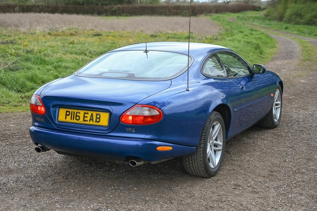 1997 Jaguar X100 XK8 - Image 17 of 30