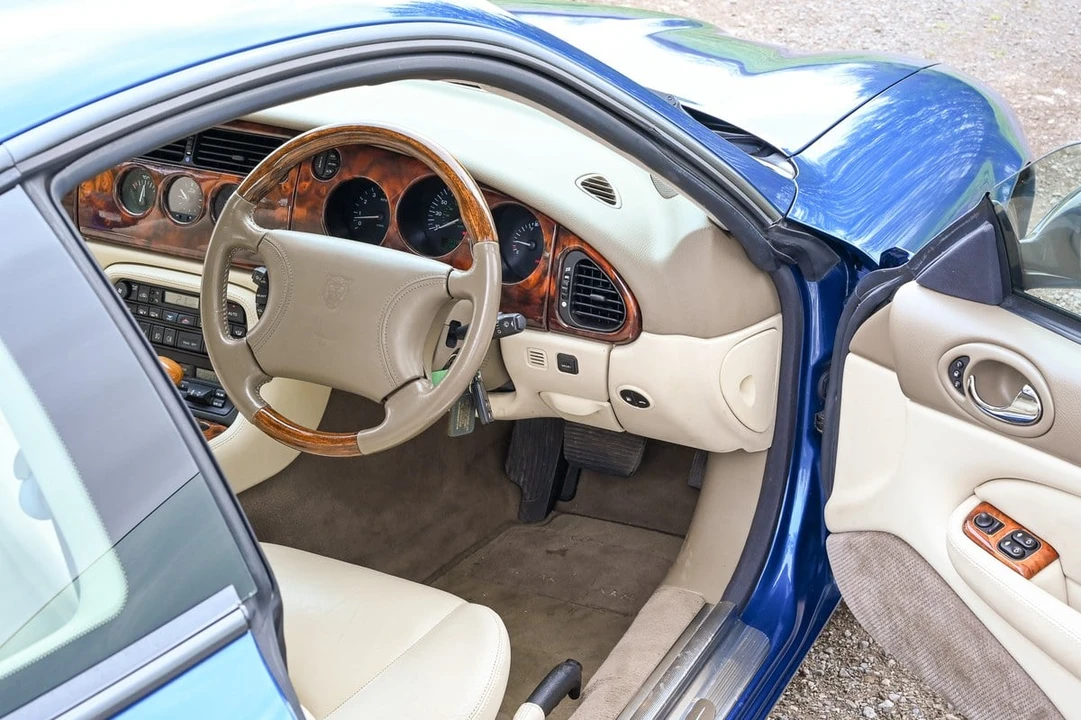 1997 Jaguar X100 XK8 - Image 29 of 30