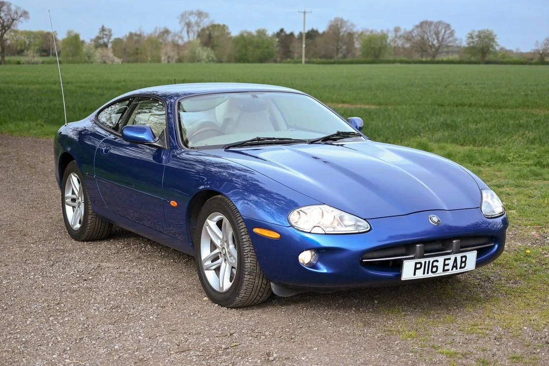 1997 Jaguar X100 XK8 - Image 6 of 30