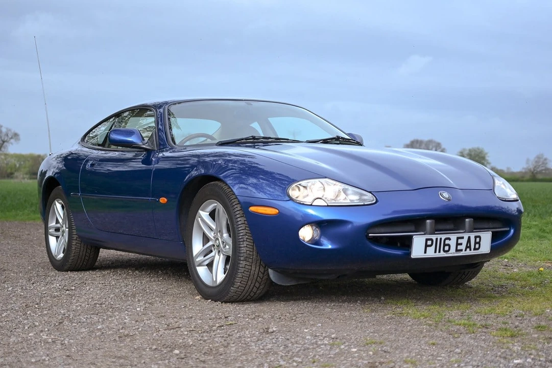 1997 Jaguar X100 XK8 - Image 5 of 30