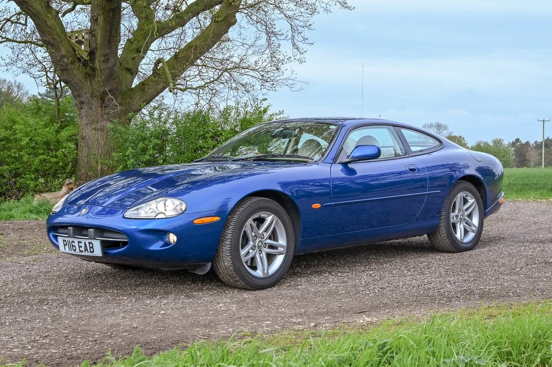 1997 Jaguar X100 XK8 - Image 10 of 30
