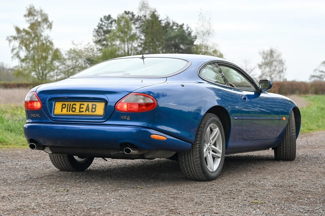 1997 Jaguar XK - Image 15 of 31