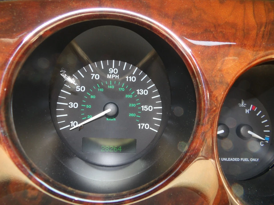 1997 Jaguar X100 XK8 - Image 13 of 22