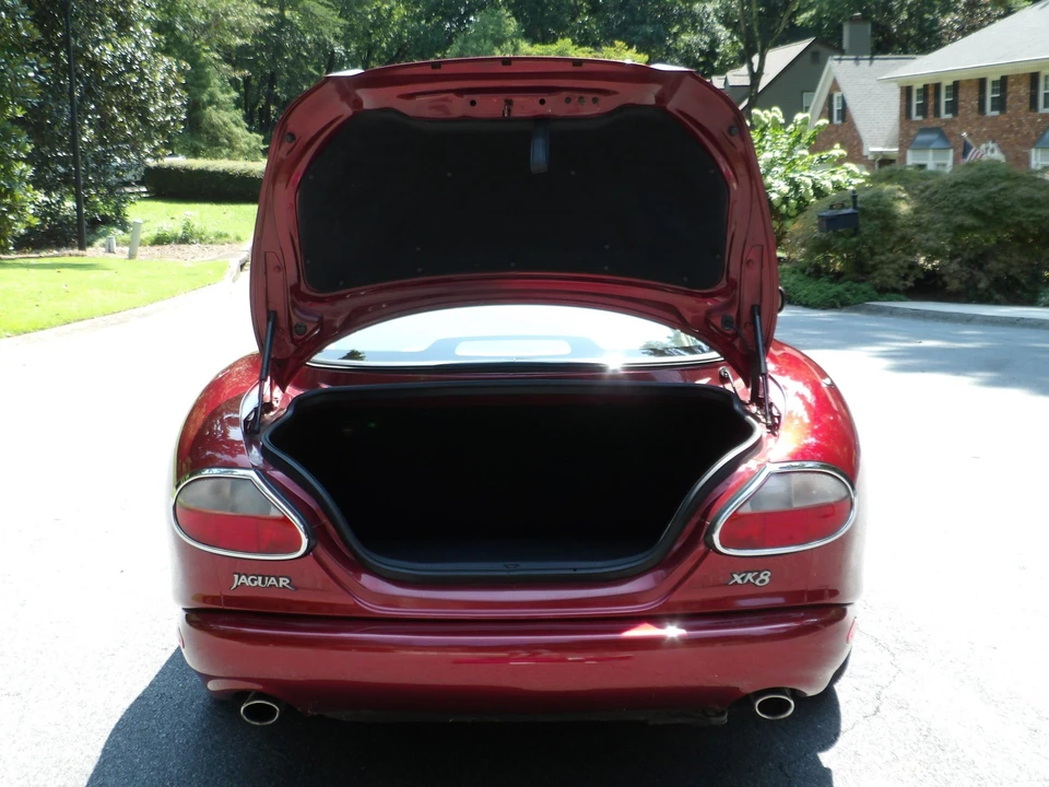1997 Jaguar X100 XK8 - Image 7 of 22