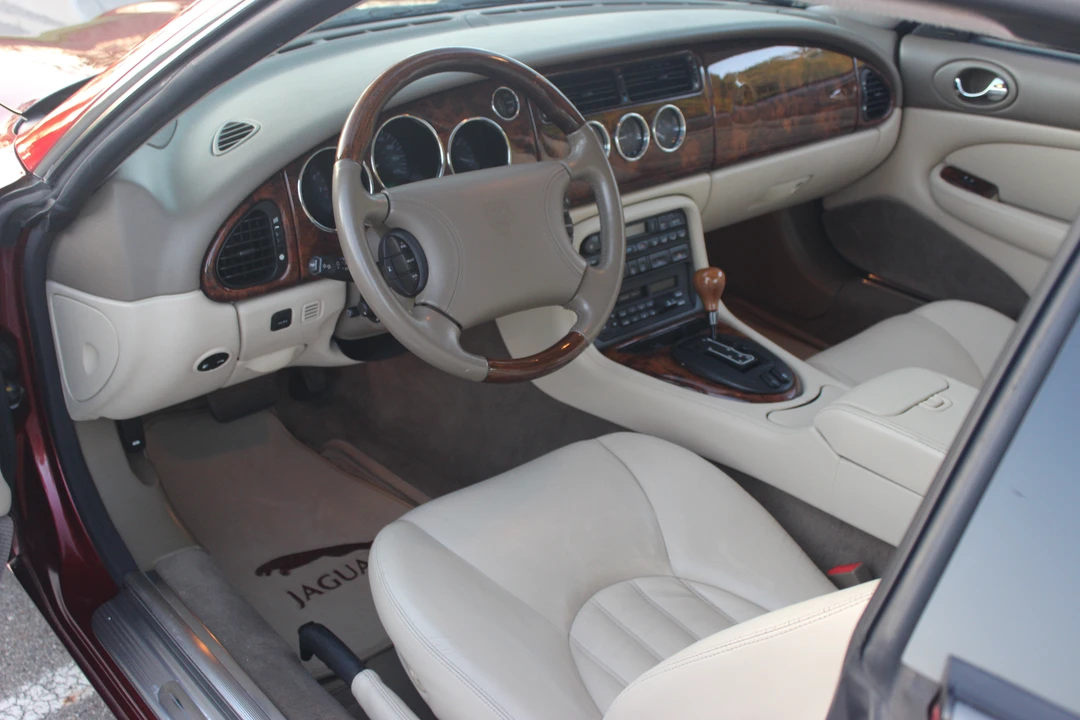 1997 Jaguar X100 XK8 - Image 13 of 28