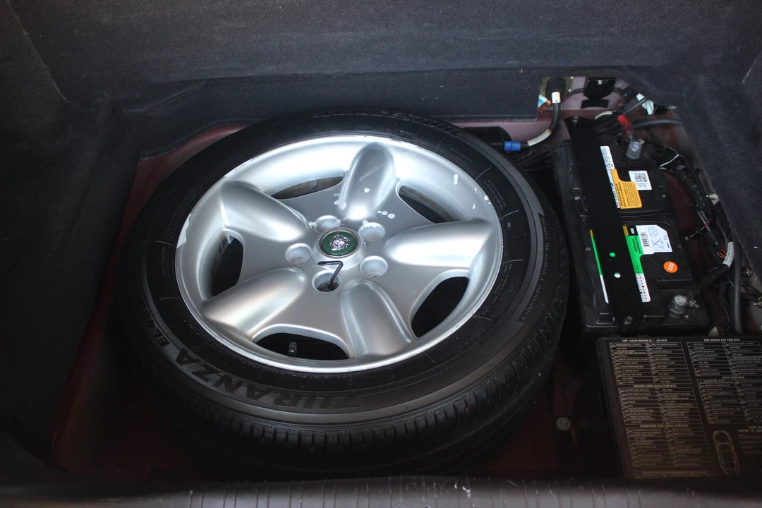1997 Jaguar X100 XK8 - Image 26 of 28