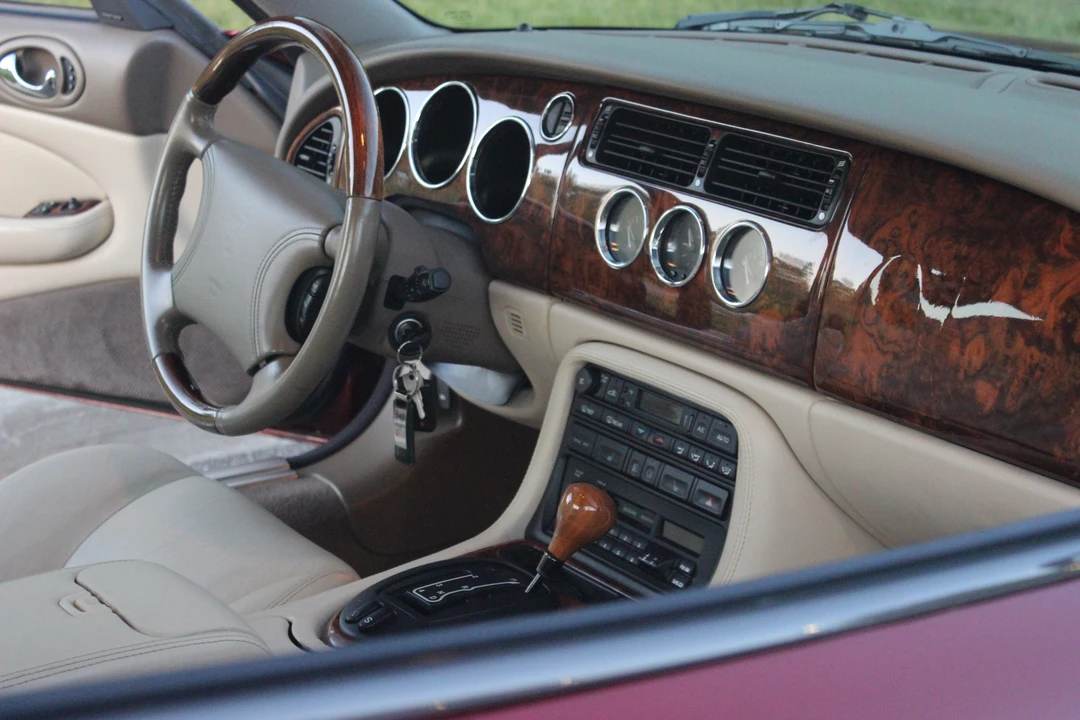 1997 Jaguar X100 XK8 - Image 17 of 28