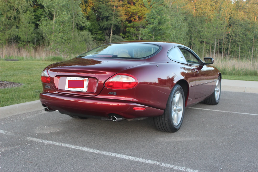 1997 Jaguar X100 XK8 - Image 9 of 28