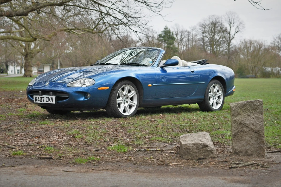 1997 Jaguar X100 XK8 - Image 6 of 30