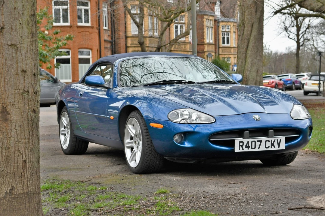1997 Jaguar X100 XK8 - Image 17 of 30