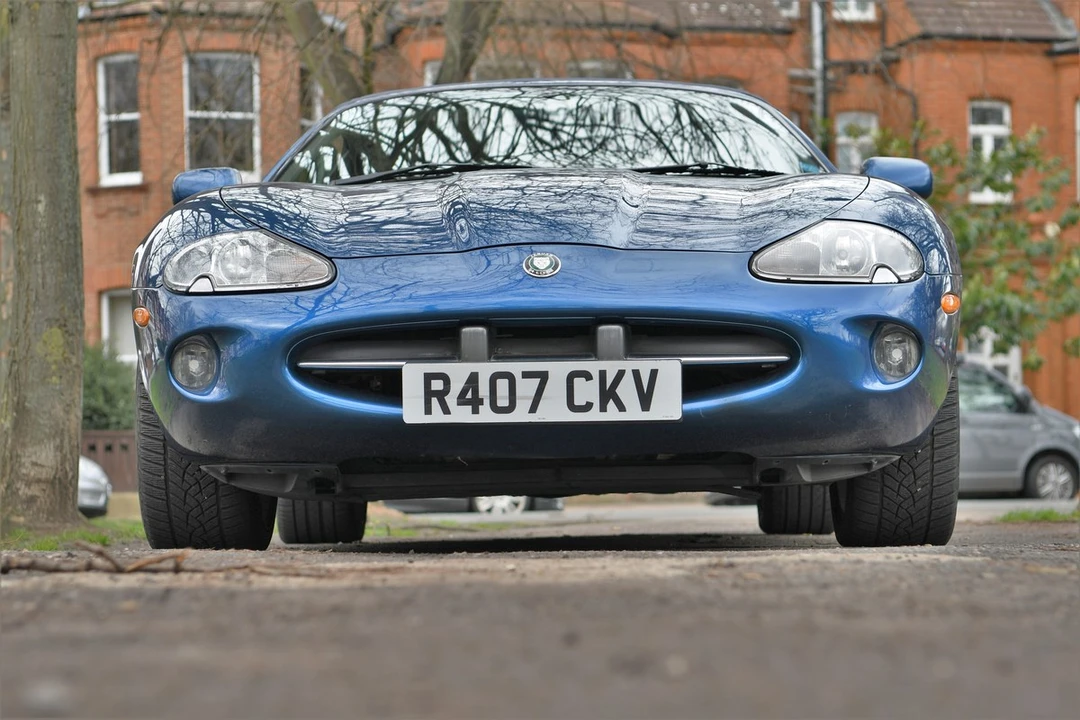 1997 Jaguar X100 XK8 - Image 16 of 30