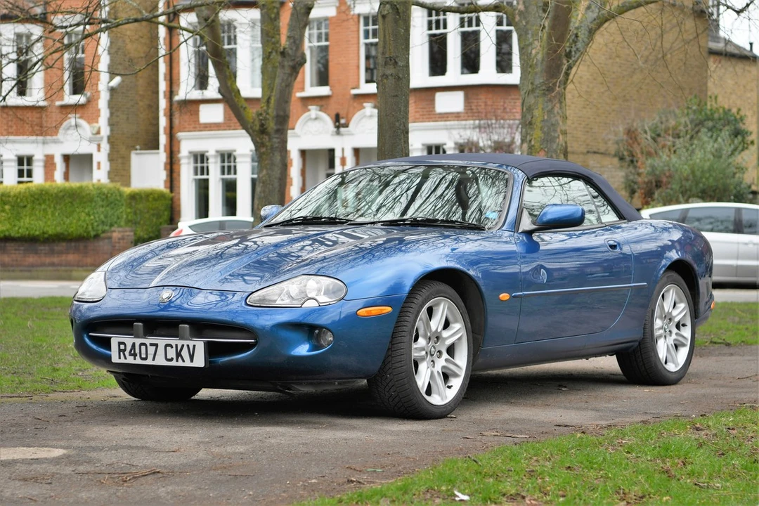 1997 Jaguar X100 XK8 - Image 18 of 30