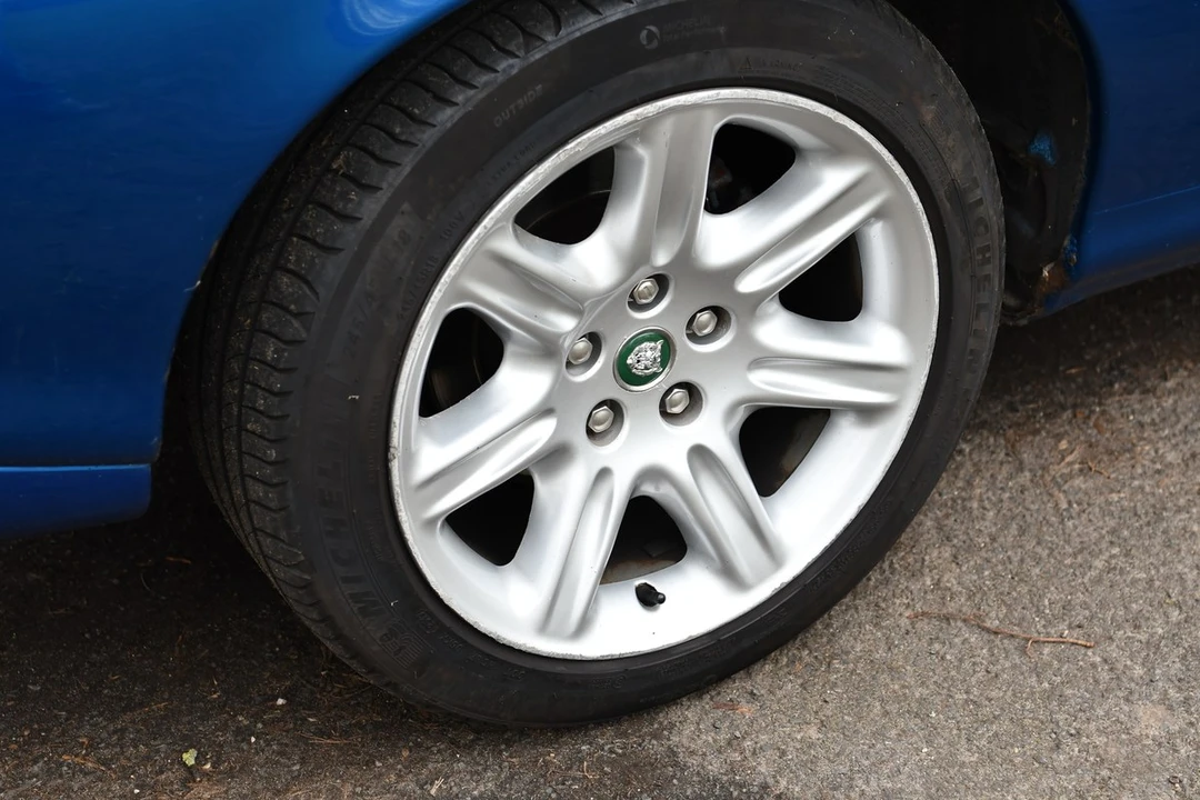 1997 Jaguar X100 XK8 - Image 22 of 30