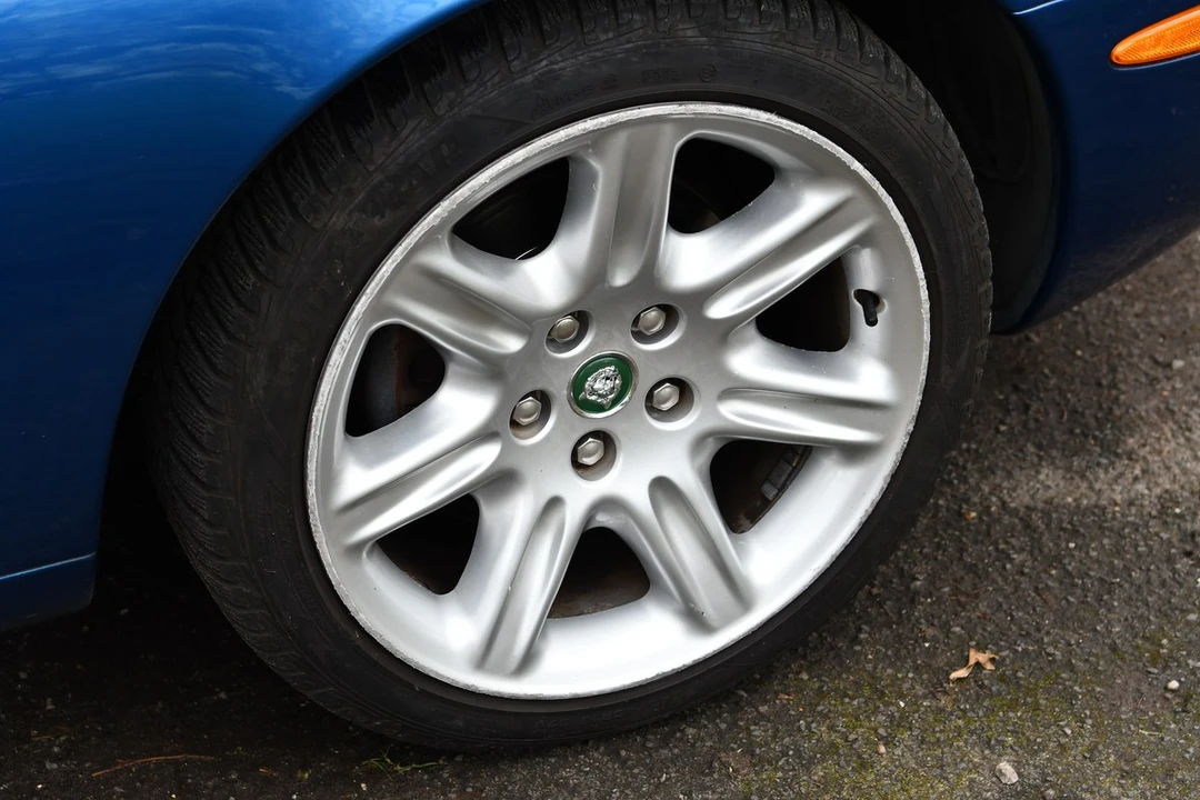 1997 Jaguar X100 XK8 - Image 23 of 30