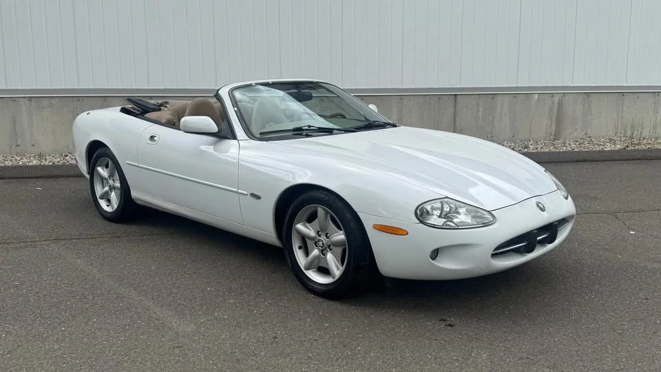 1997 Jaguar X100 XK8 - Image 3 of 10