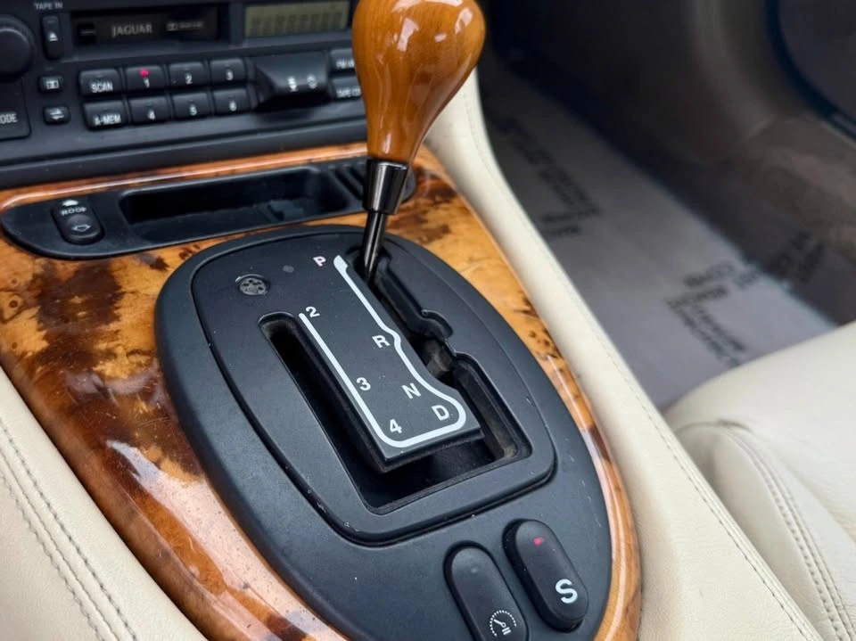 1997 Jaguar X100 XK8 - Image 18 of 20