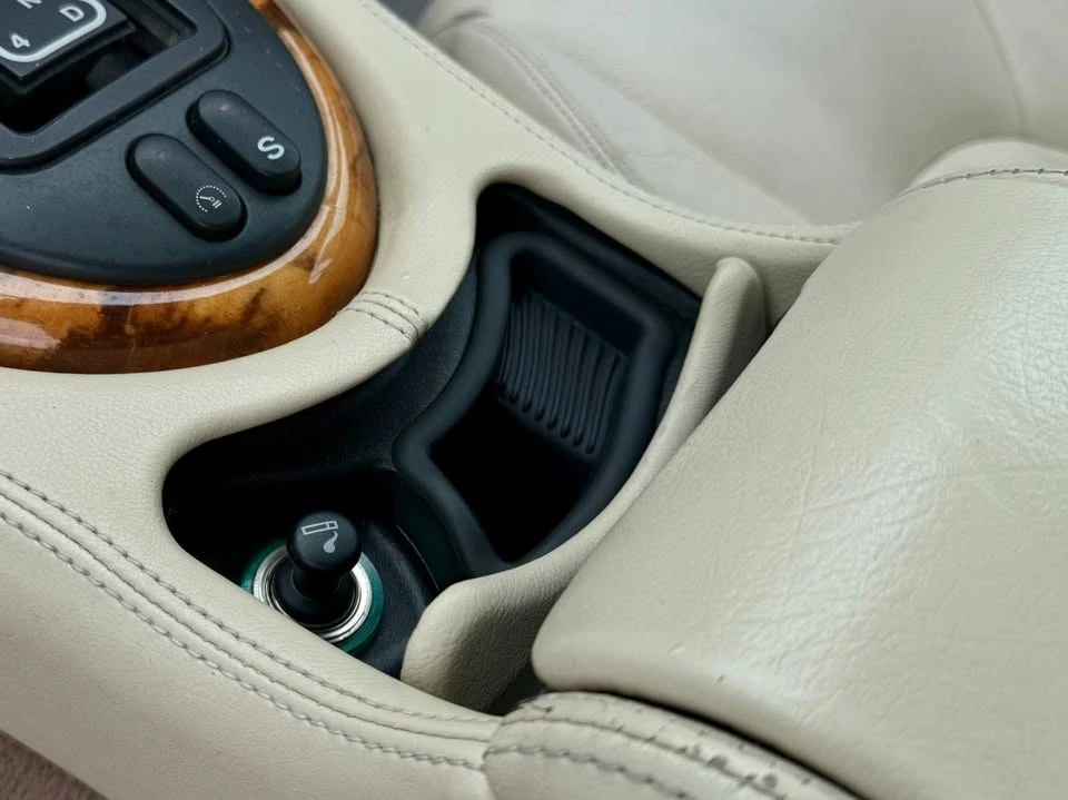 1997 Jaguar X100 XK8 - Image 19 of 20