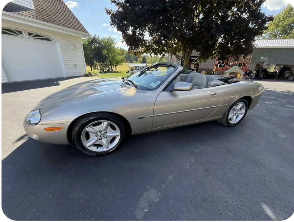 1997 Jaguar X100 XK8 - Image 10 of 11