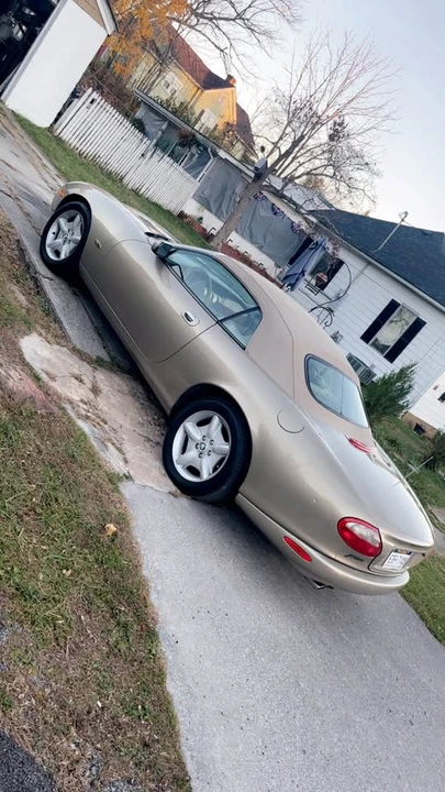 1997 Jaguar X100 XK8 - Image 2 of 6