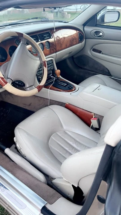 1997 Jaguar X100 XK8 - Image 5 of 6