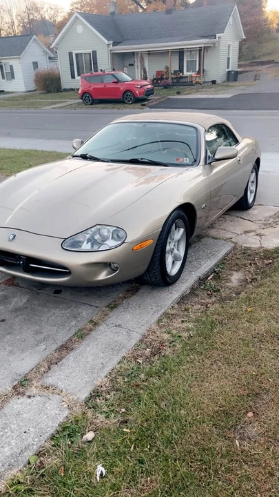 1997 Jaguar X100 XK8 - Image 3 of 6