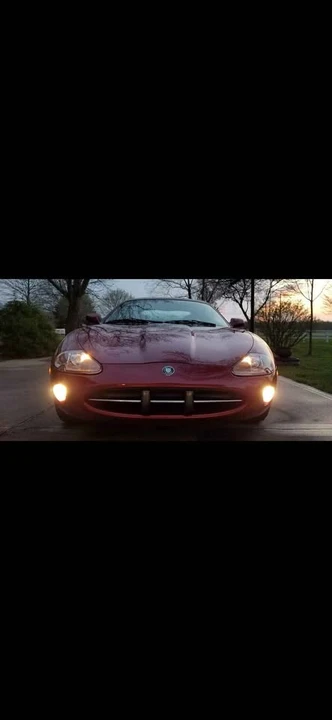 1997 Jaguar X100 XK8 - Image 2 of 3