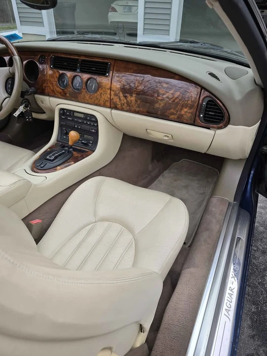 1997 Jaguar X100 XK8 - Image 10 of 14