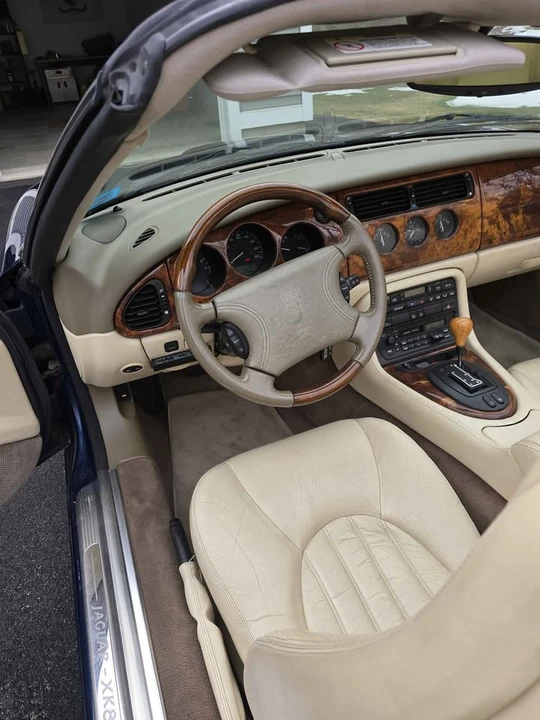 1997 Jaguar X100 XK8 - Image 6 of 14