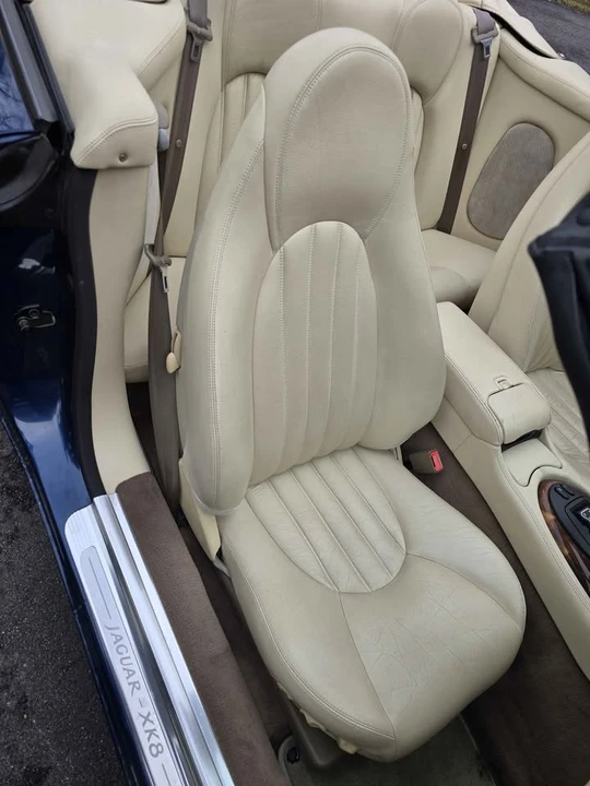 1997 Jaguar X100 XK8 - Image 12 of 14