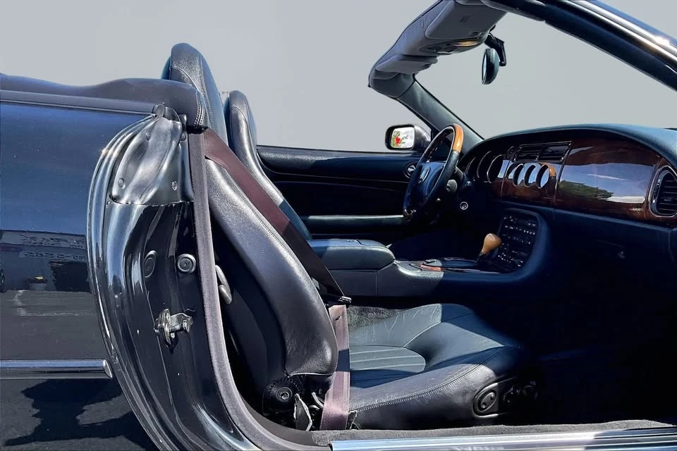 1997 Jaguar X100 XK8 - Image 6 of 20