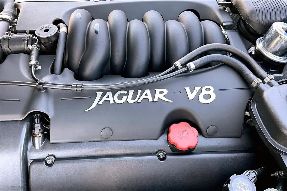 1997 Jaguar X100 XK8 - Image 18 of 20