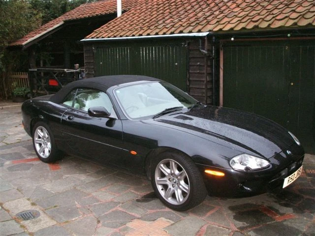 1997 Jaguar X100 XK8 - Image 2 of 2