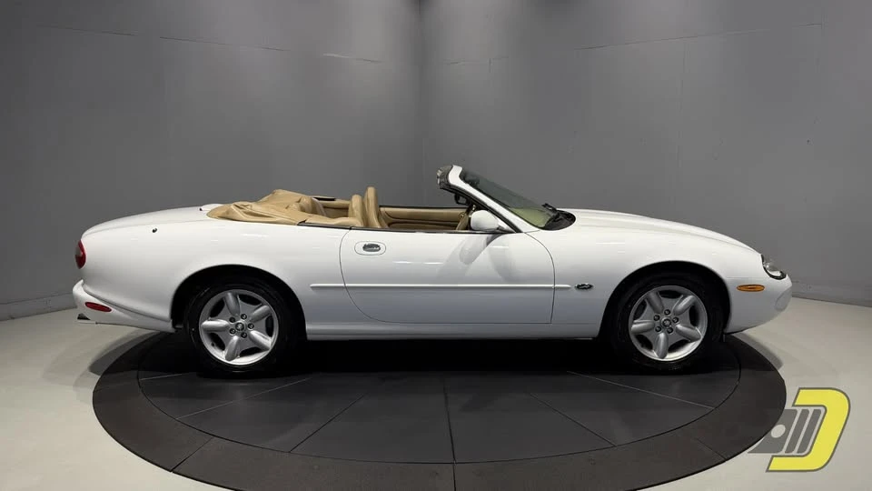 1997 Jaguar X100 XK8 - Image 8 of 20
