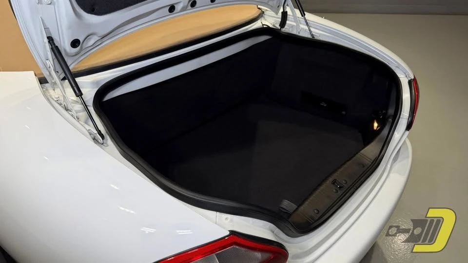 1997 Jaguar X100 XK8 - Image 18 of 20