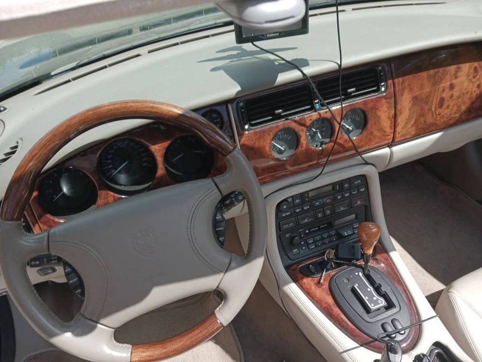 1997 Jaguar X100 XK8 - Image 12 of 12