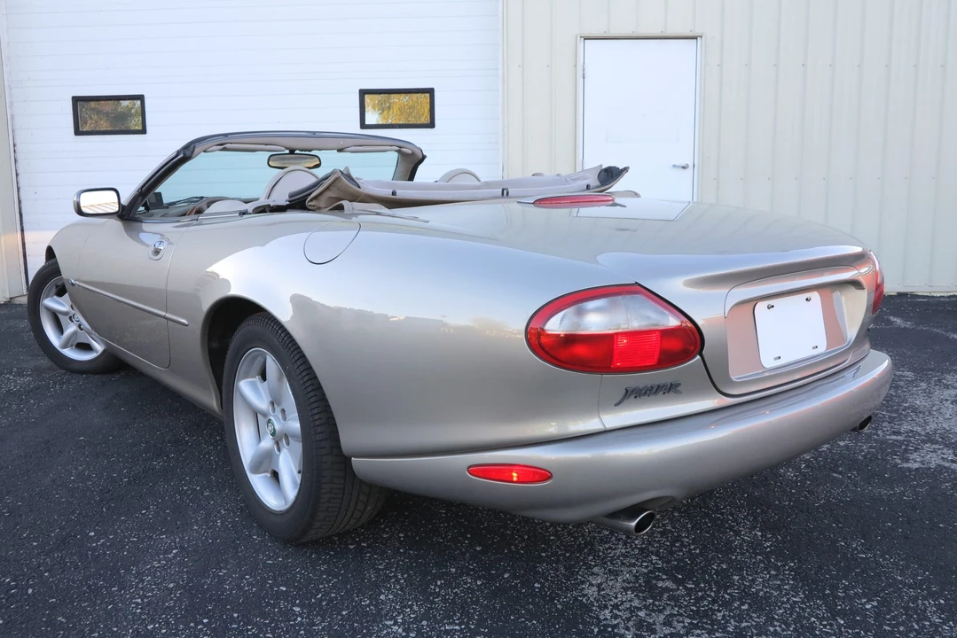 1997 Jaguar X100 XK8 - Image 9 of 31