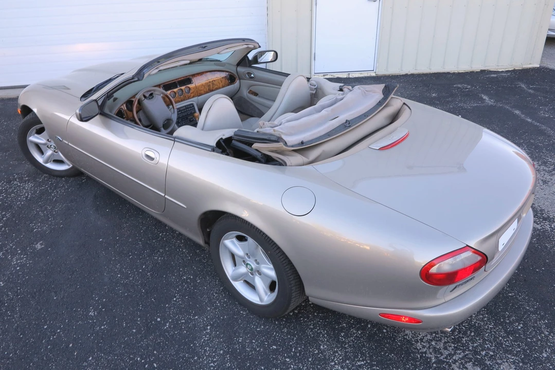 1997 Jaguar X100 XK8 - Image 10 of 31