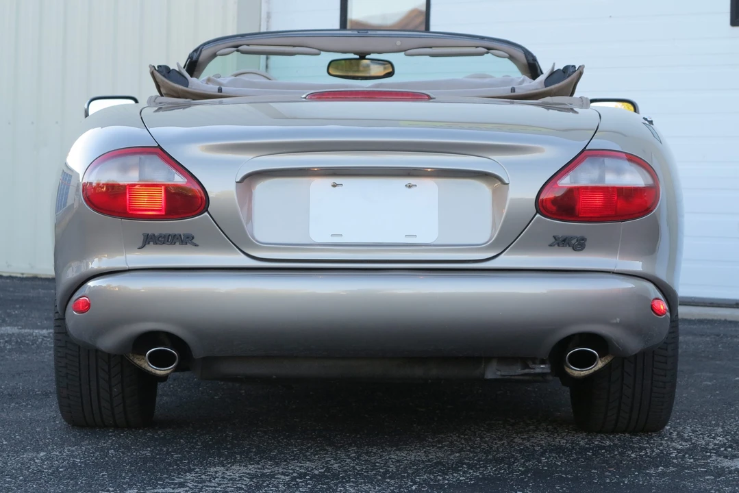 1997 Jaguar X100 XK8 - Image 11 of 31